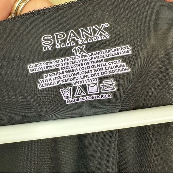 NEW Spanx Cami Tank Top Womens 1X Black Stretch Shape Wear Shirt - Picture 2 of 6